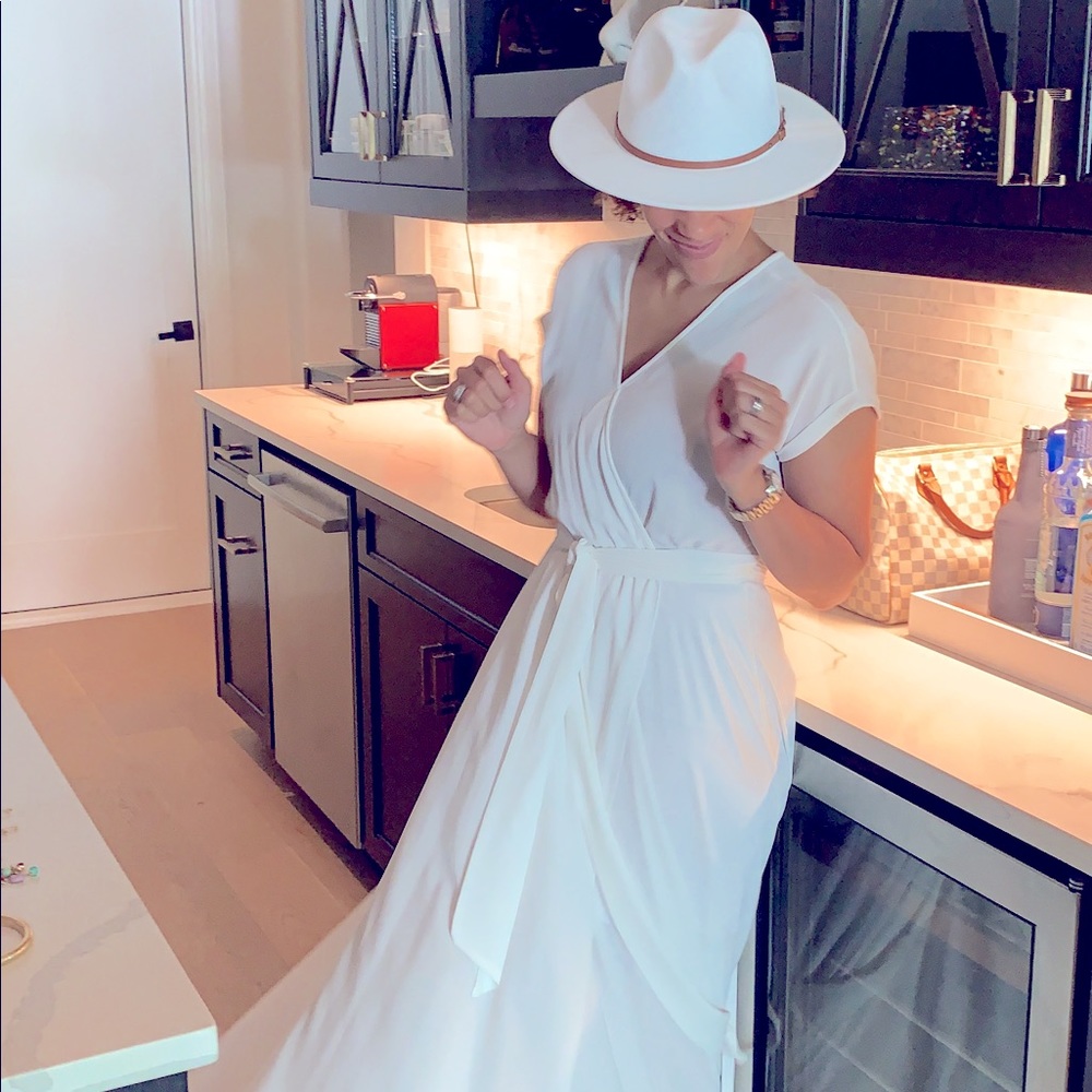 Meet your Posher, Dawn